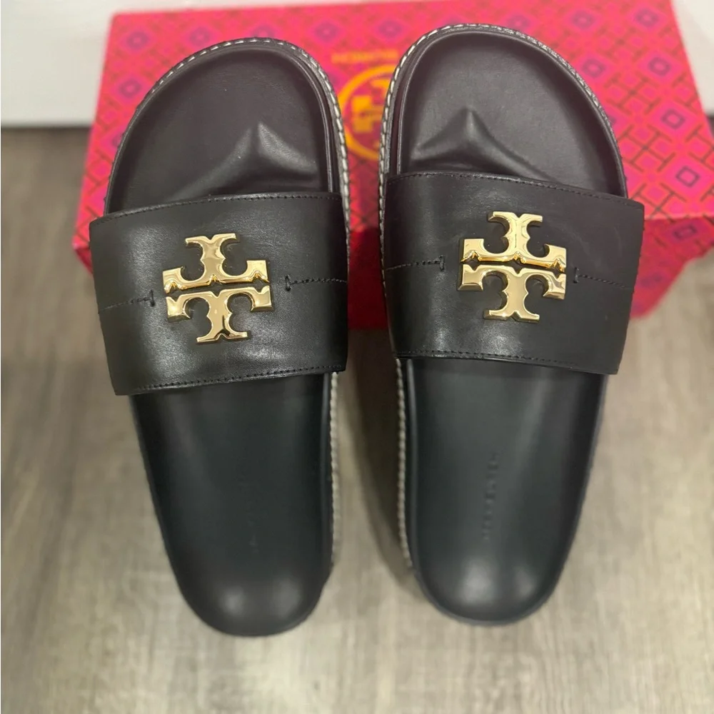 TORY BURCH EVERLY ANATOMIC LUG PARIS SLIDES IN BLACK - Picture 6 of 10